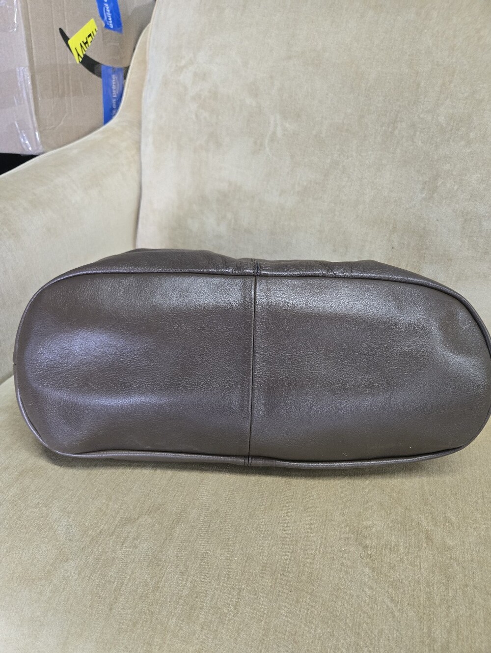 Patricia Nash Brown Leather Kiss-Lock Frame Tote - Picture 10 of 10